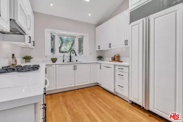 Playa Del Rey, CA 90293,8240 Tuscany AVE