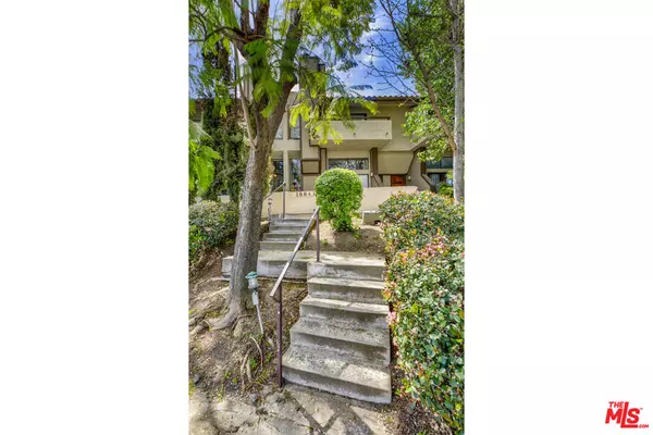 Tarzana, CA 91356,18843 Hatteras ST #19