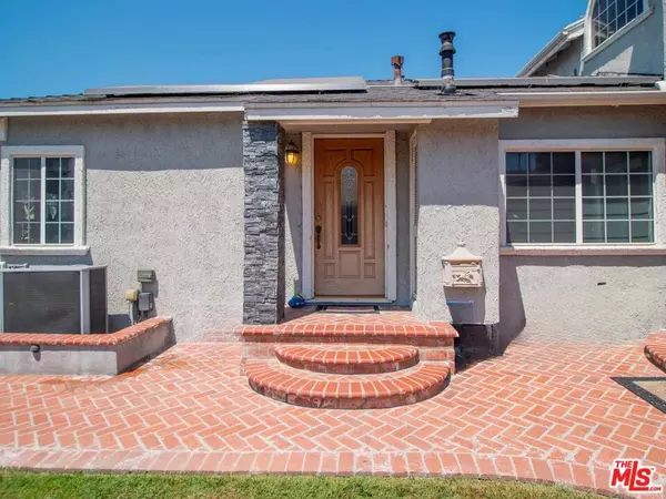 Compton, CA 90221,705 E Cocoa ST