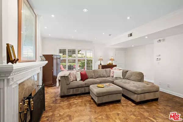 Marina Del Rey, CA 90292,13226 Admiral AVE #C