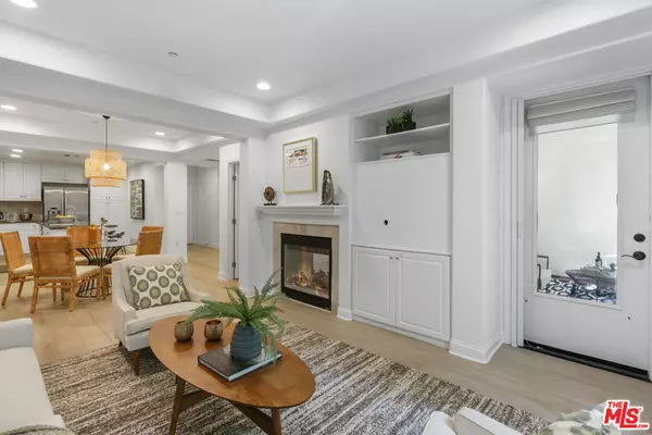 Playa Vista, CA 90094,12975 Agustin PL #110