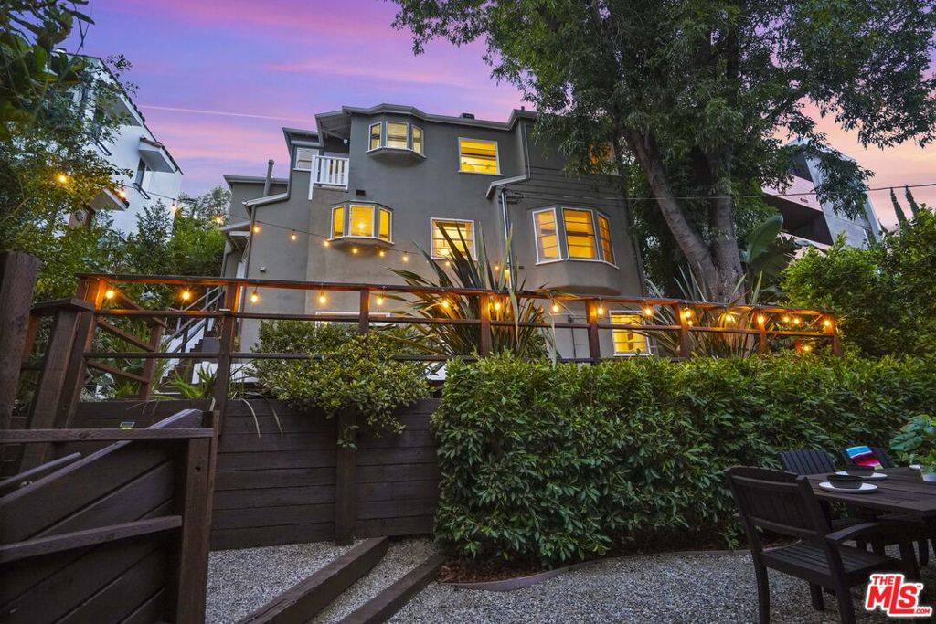3252 Descanso DR, Los Angeles, CA 90026