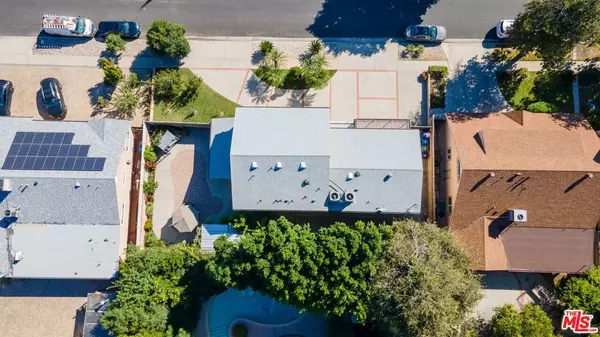 Valley Glen, CA 91405,13559 Vose ST