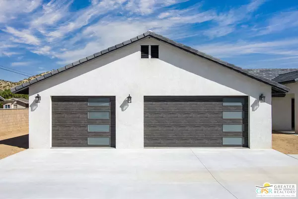 Yucca Valley, CA 92284,57836 Desert Gold DR