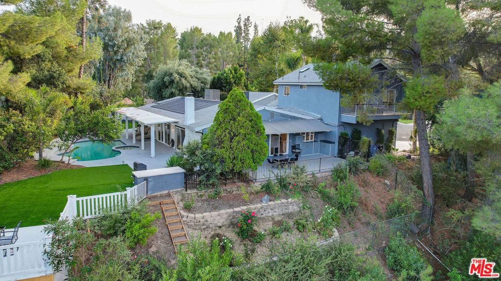 3914 Braewood CT, Tarzana, CA 91356