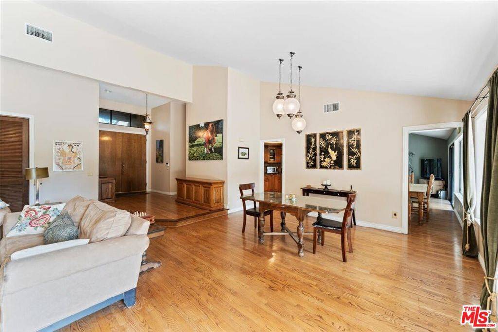 18230 Hiawatha ST, Porter Ranch, CA 91326