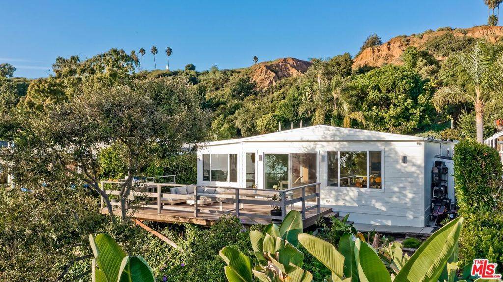10 Bali, Pacific Palisades, CA 90272