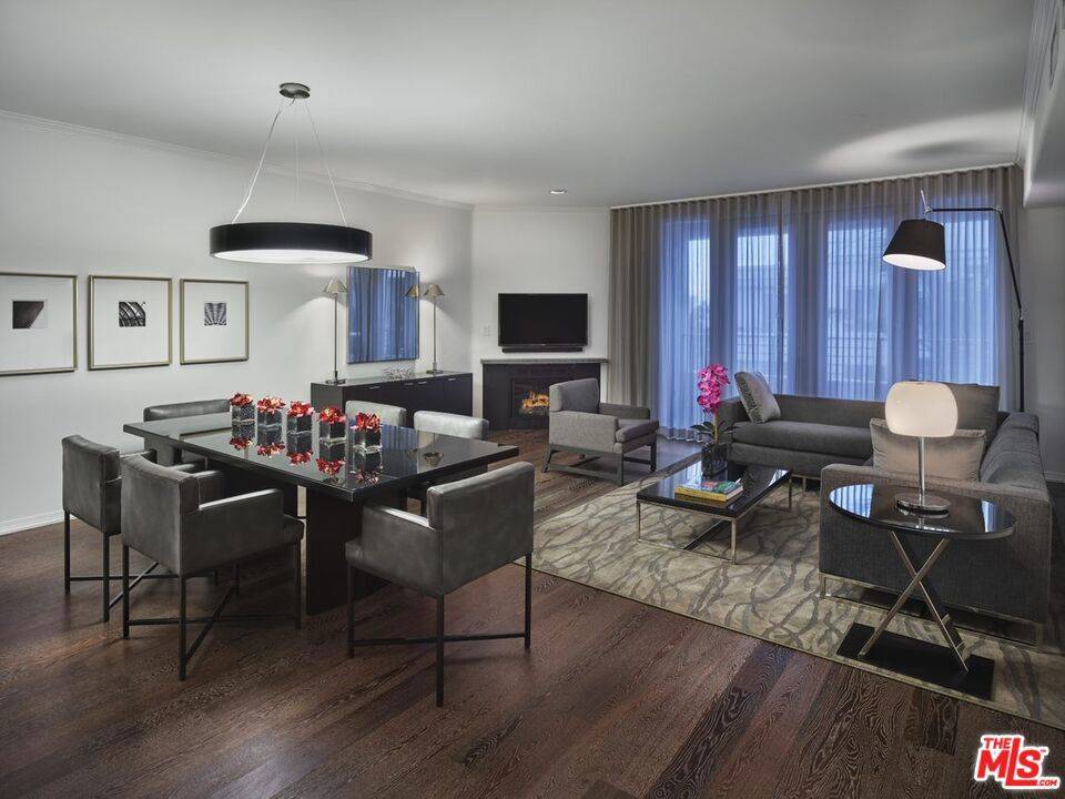 Beverly Hills, CA 90210,155 N Crescent DR #1BRPH