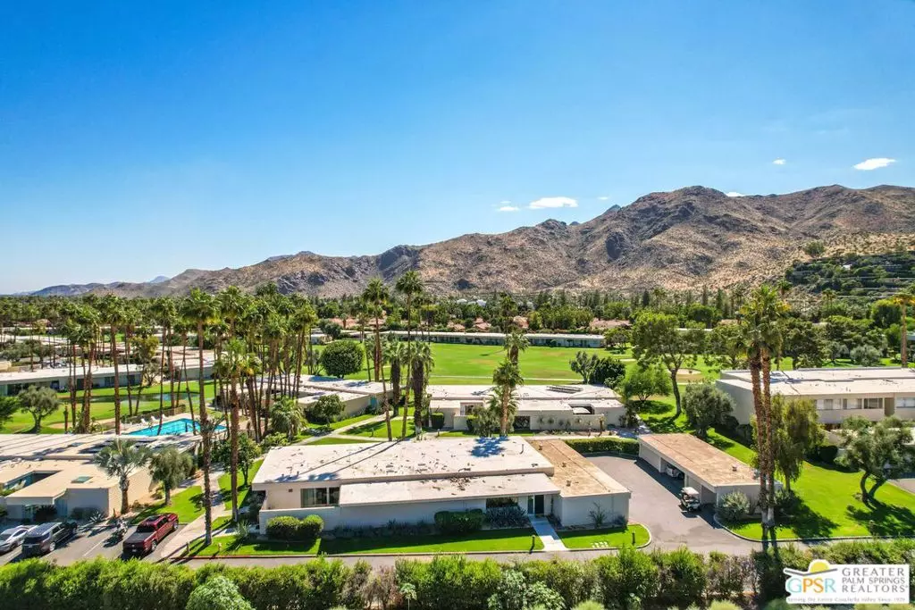 Palm Springs, CA 92264,137 Desert Lakes DR