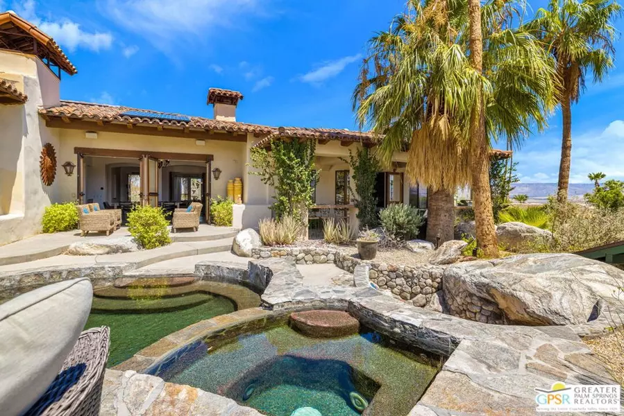 955 W Via Livorno, Palm Springs, CA 92262