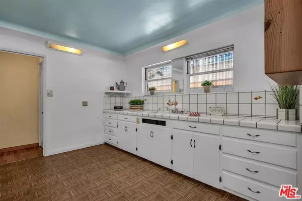 Granada Hills, CA 91344,17447 Tribune ST