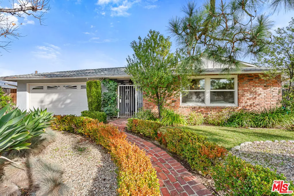 Sunland, CA 91040,10342 Mcvine AVE