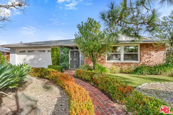 10342 Mcvine AVE, Sunland, CA 91040