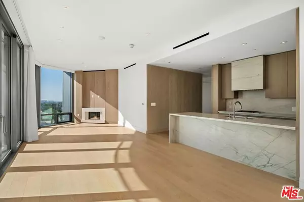 211 Elm Court #3B, Los Angeles, CA 90067