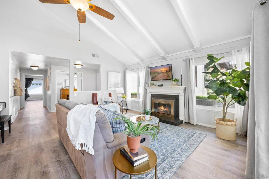 1117 La Casa Ln, San Marcos, CA 92078