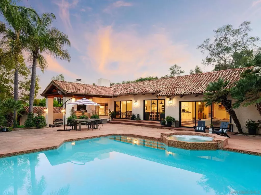 Rancho Santa Fe, CA 92067,5340 Calzada Del Bosque