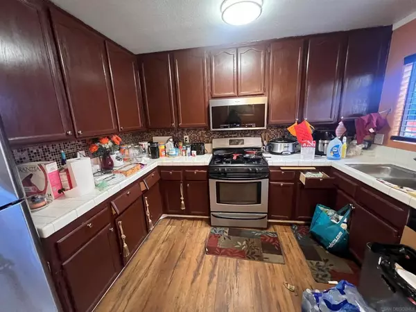 Lemon Grove, CA 91945,8520 Robin St