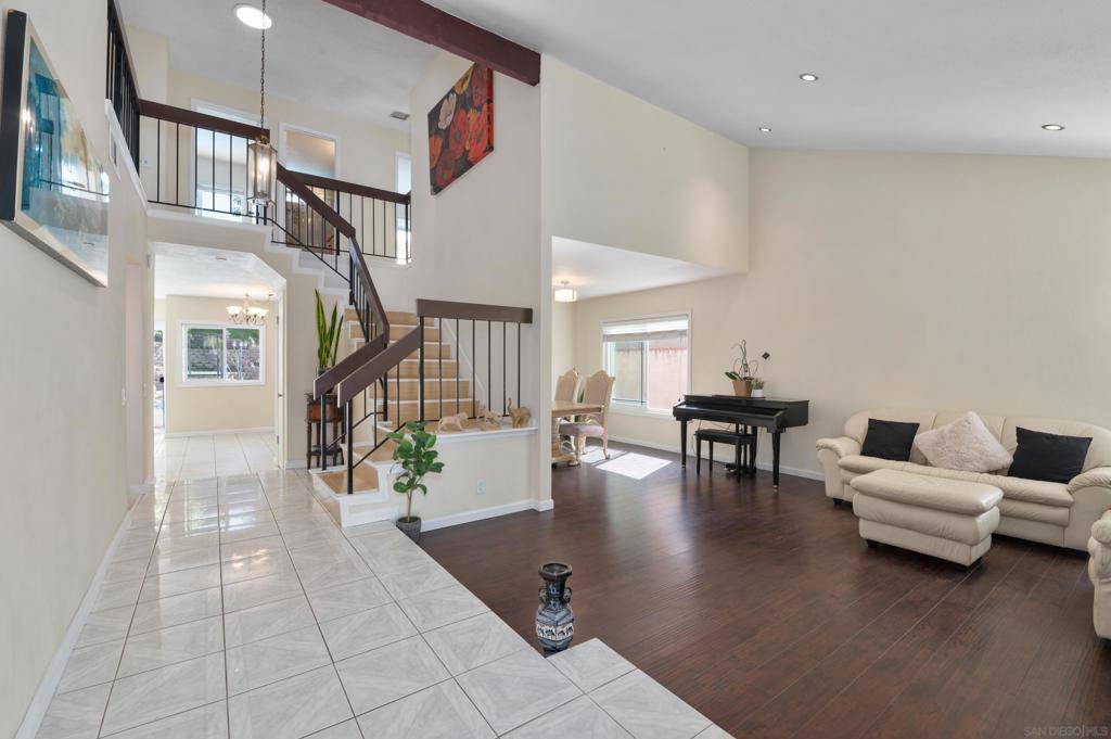 13087 Old West Ave., San Diego, CA 92129