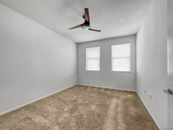 Chula Vista, CA 91915,2014 Luzon Ln #6