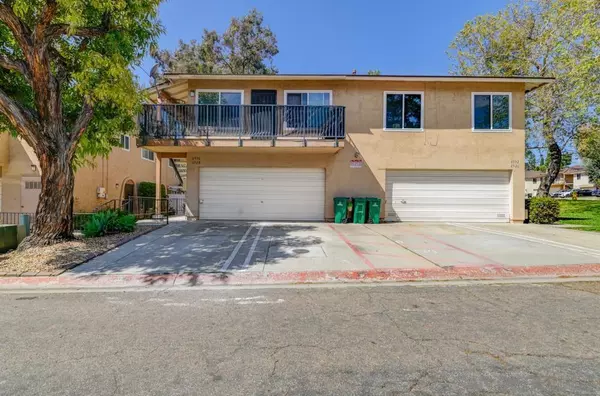 San Diego, CA 92139,6928 Camphor Lane
