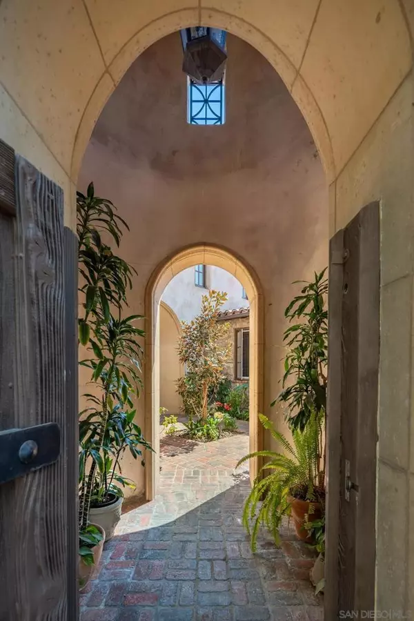 Rancho Santa Fe, CA 92091,7045 Corte Laguna