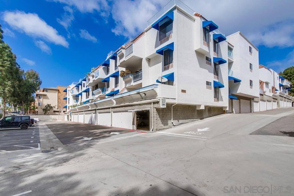 8332 Regents Rd #1I, San Diego, CA 92122