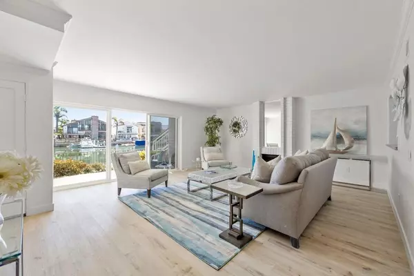 Coronado, CA 92118,83 Montego Ct.