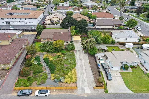 La Mesa, CA 91941,3738 King St