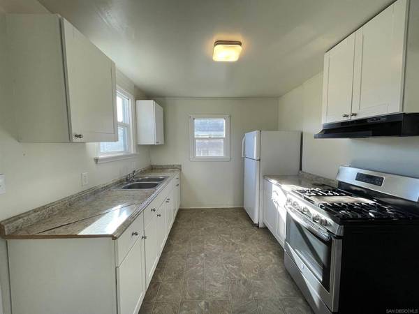 Hayward, CA 94541,21196 Locust St