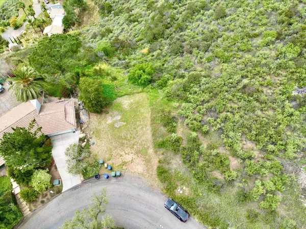 Escondido, CA 92026,Sky Dr