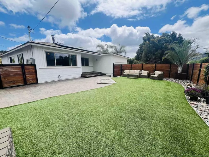 9977 Dunbar Lane, El Cajon, CA 92021