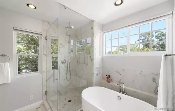 Encinitas, CA 92024,502 Nantucket