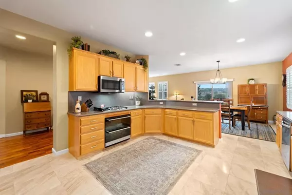 Chula Vista, CA 91915,1288 Long View Dr