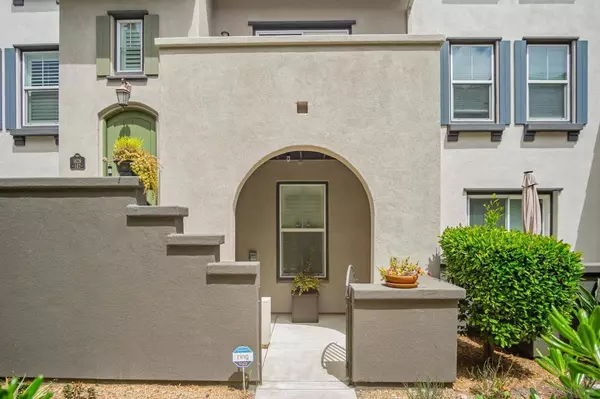 1626 Cliff Rose #142, Chula Vista, CA 91915
