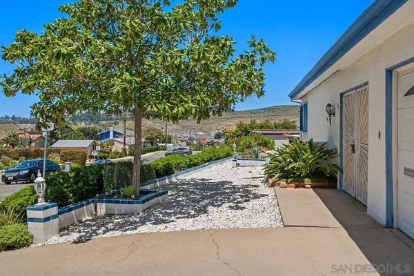 San Diego, CA 92120,7155 Conestoga Way