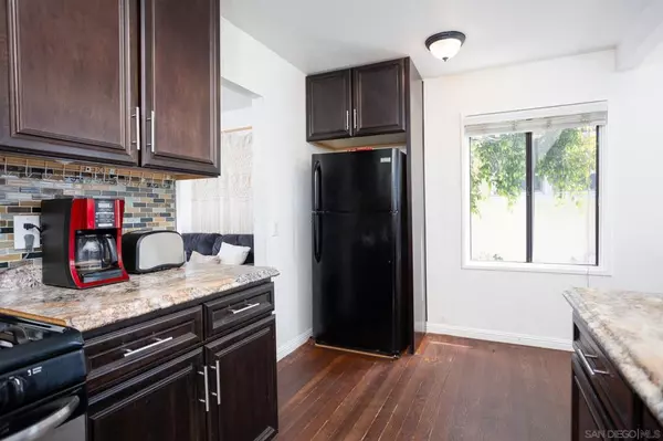 Oceanside, CA 92054,613 N Horne St