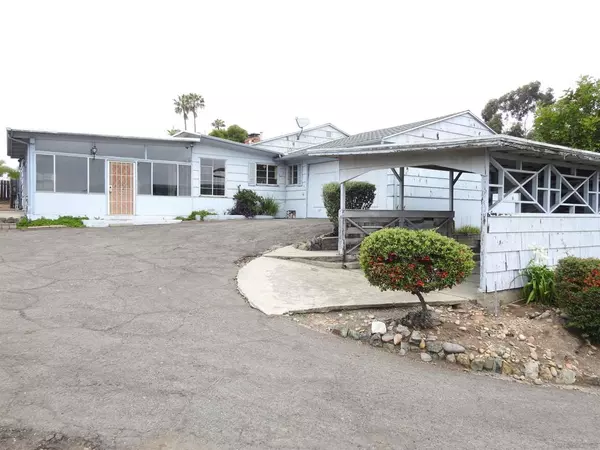La Mesa, CA 91942,7845 Loma Vista Dr