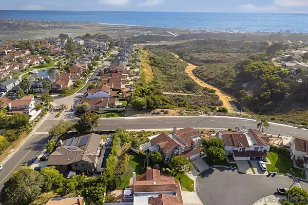 Cardiff By The Sea, CA 92007,2108 Sea Village Circle