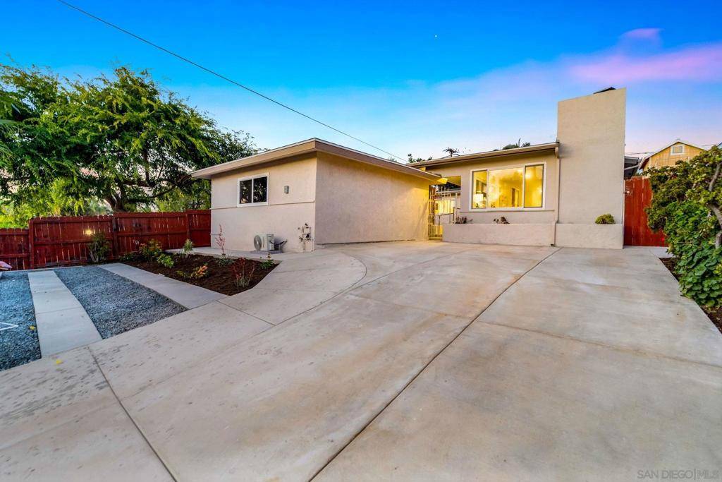 621 Concepcion Ave, Spring Valley, CA 91977
