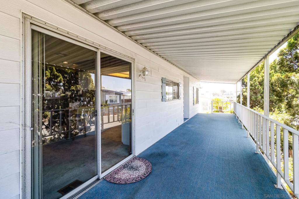 Oceanside, CA 92056,324 Horizon Ln