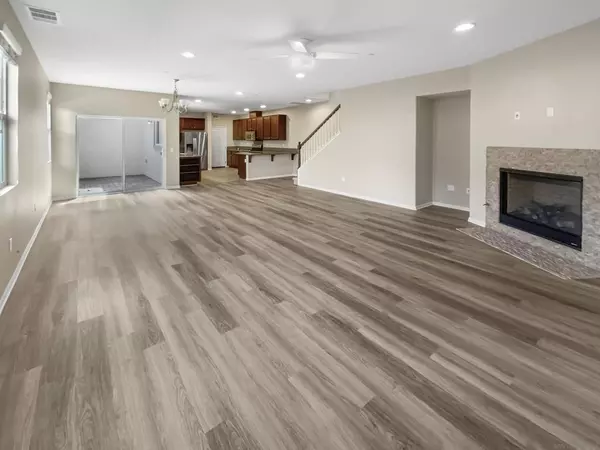 Oceanside, CA 92054,1766 Ragtime Way
