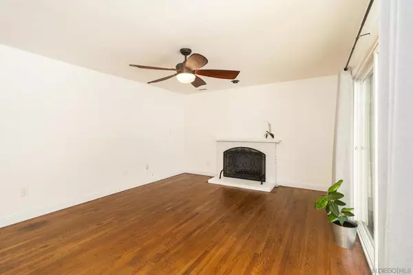 San Diego, CA 92139,2883 Rhoades Rd