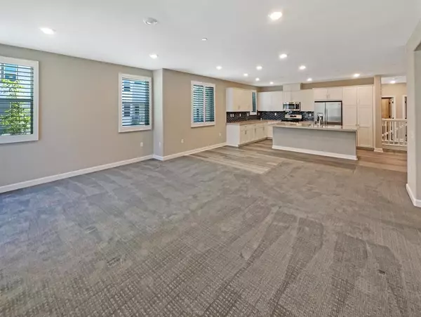 San Diego, CA 92126,10411 Walden Way