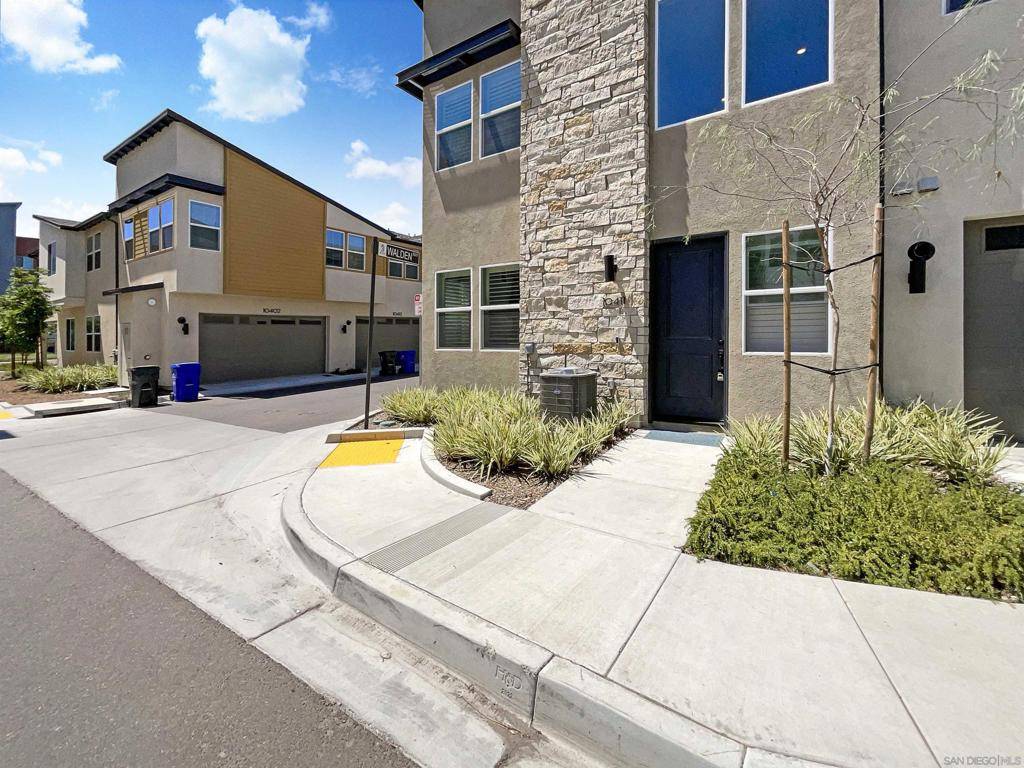 10411 Walden Way, San Diego, CA 92126