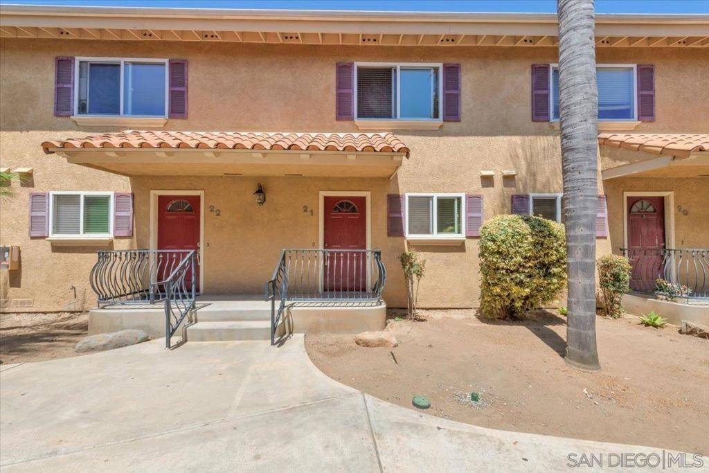 792 N Mollison Ave #21, El Cajon, CA 92021