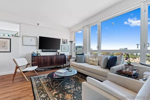 3890 Nobel Drive #803, San Diego, CA 92122