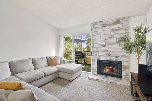 Chula Vista, CA 91913,2085 Lakeridge Cir #203