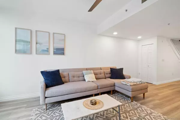 San Diego, CA 92101,1240 India St #1509