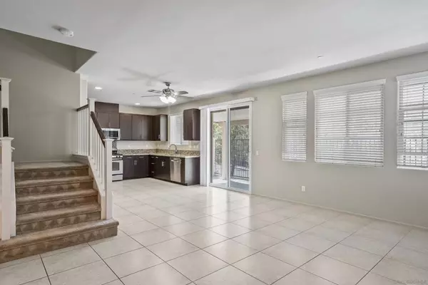 Temecula, CA 92592,27975 Calle Lumina