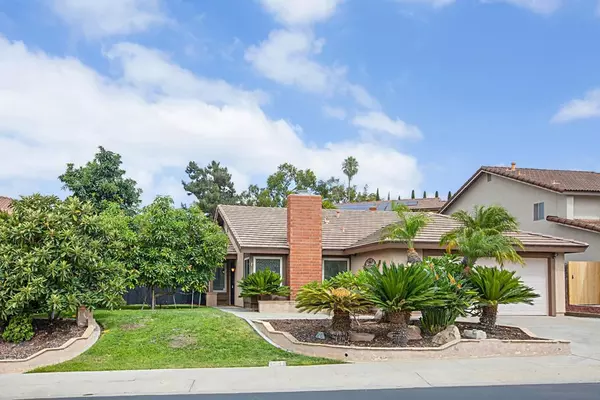 10274 Moorpark St, Spring Valley, CA 91978
